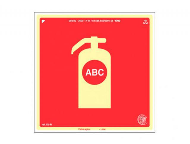 Placa fotoluminescente extintor pó químico ABC de PVC 15 x 15cm